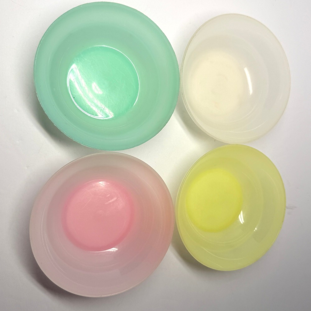 Vintage Tupperware Pastel Fruit/Berry Snack Bowls 154-26 Set of 4